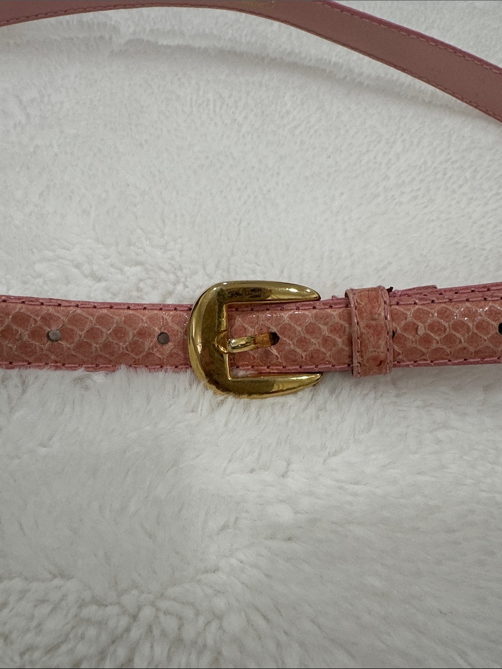 Vintage snakeskin Charter Club Slim Pink Belt with Gold-Tone Buckle - Picture 4 of 12